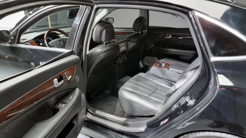 Hyundai Equus