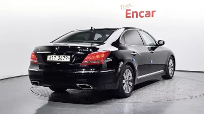 Hyundai Equus