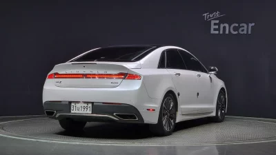 Lincoln MKZ