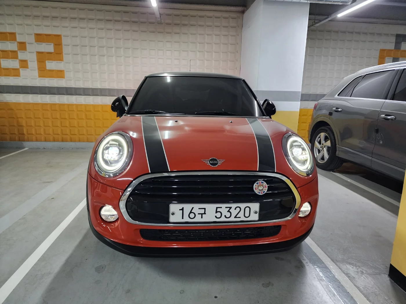 Продажа MINI Cooper 2019 цена с доставкой из Кореи 2066997 руб.