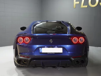 Ferrari 812