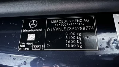 Mercedes-Benz V-Class