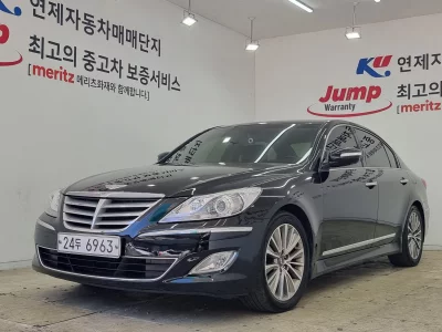 Hyundai Genesis