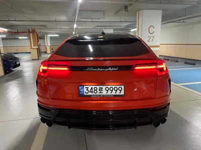Lamborghini URUS
