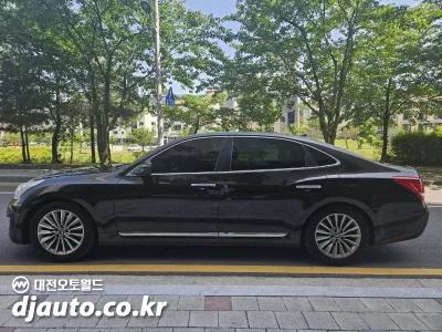 Hyundai Equus