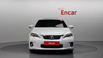 Lexus CT200h