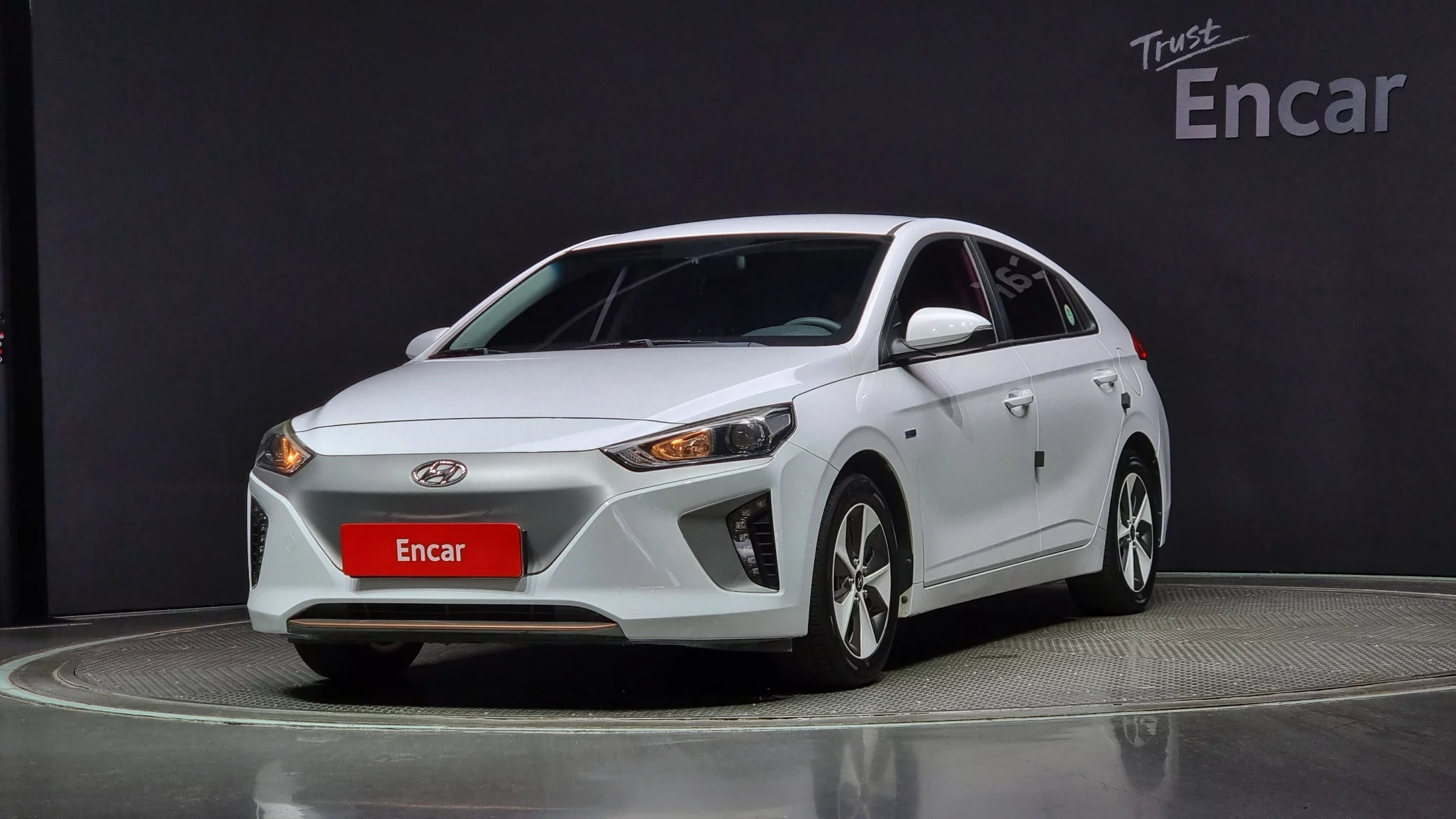 Hyundai Ioniq на аукционе в Корее, лот 37477458 от 2024-05-23 00:00:00