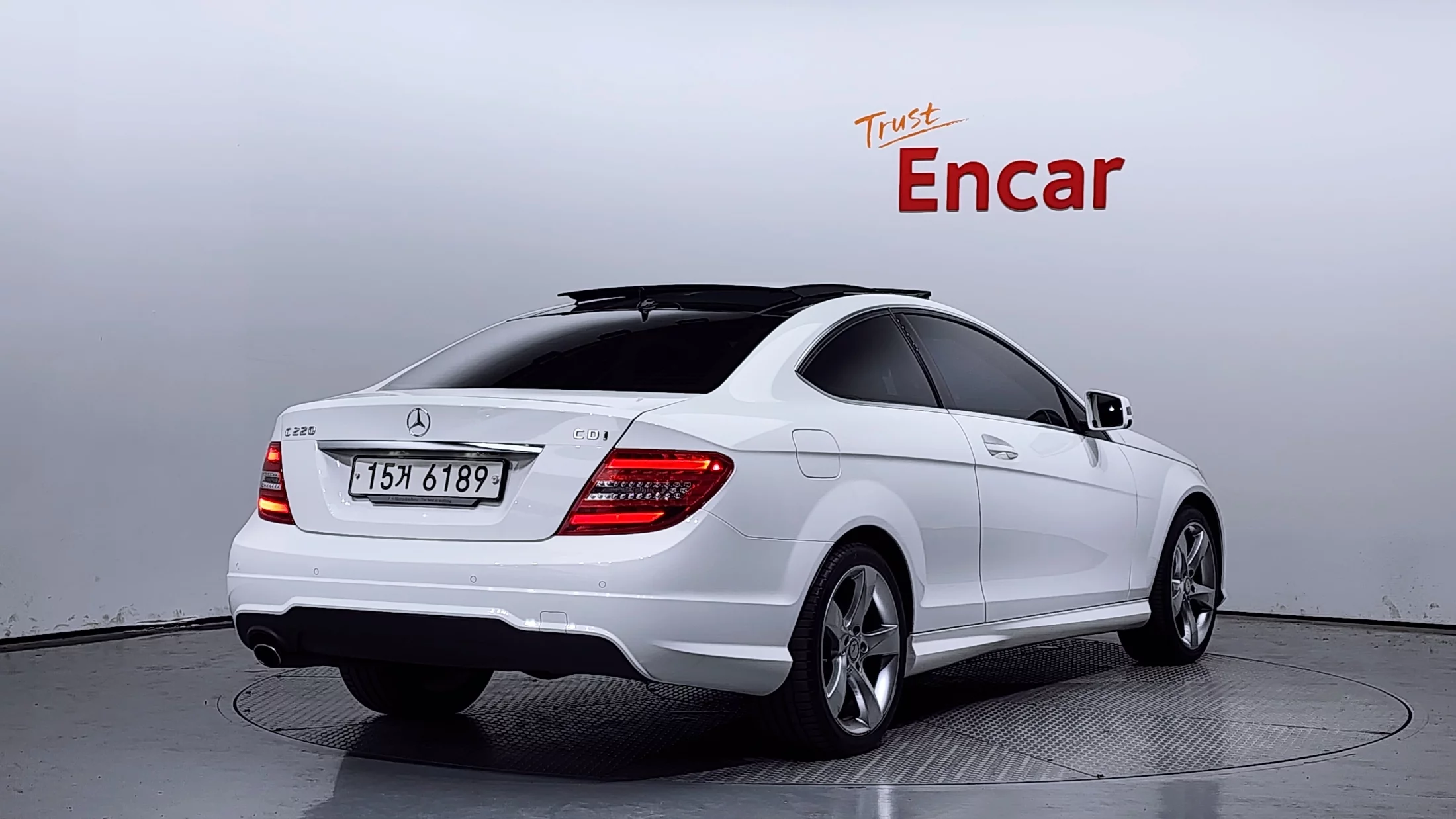 Mercedes-Benz C CLASS 2014 г. лот №37333515 из Кореи, цены с доставкой во  Владивосток.