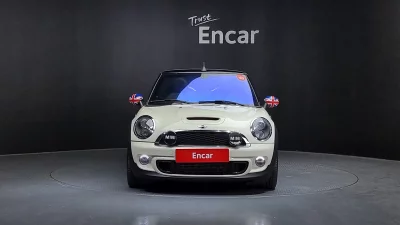 MINI Cooper Convertible