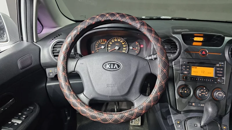 Kia Carens