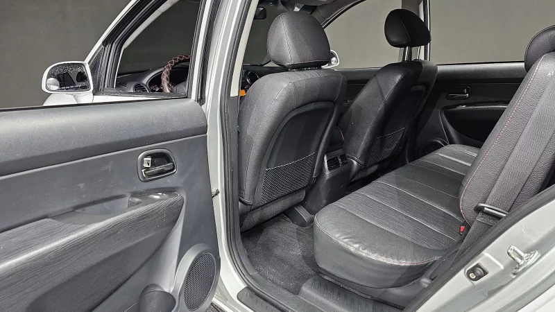 Kia Carens