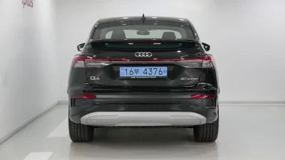 Audi Q4