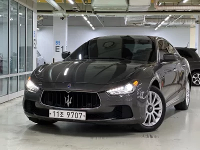 Maserati GHIBLI