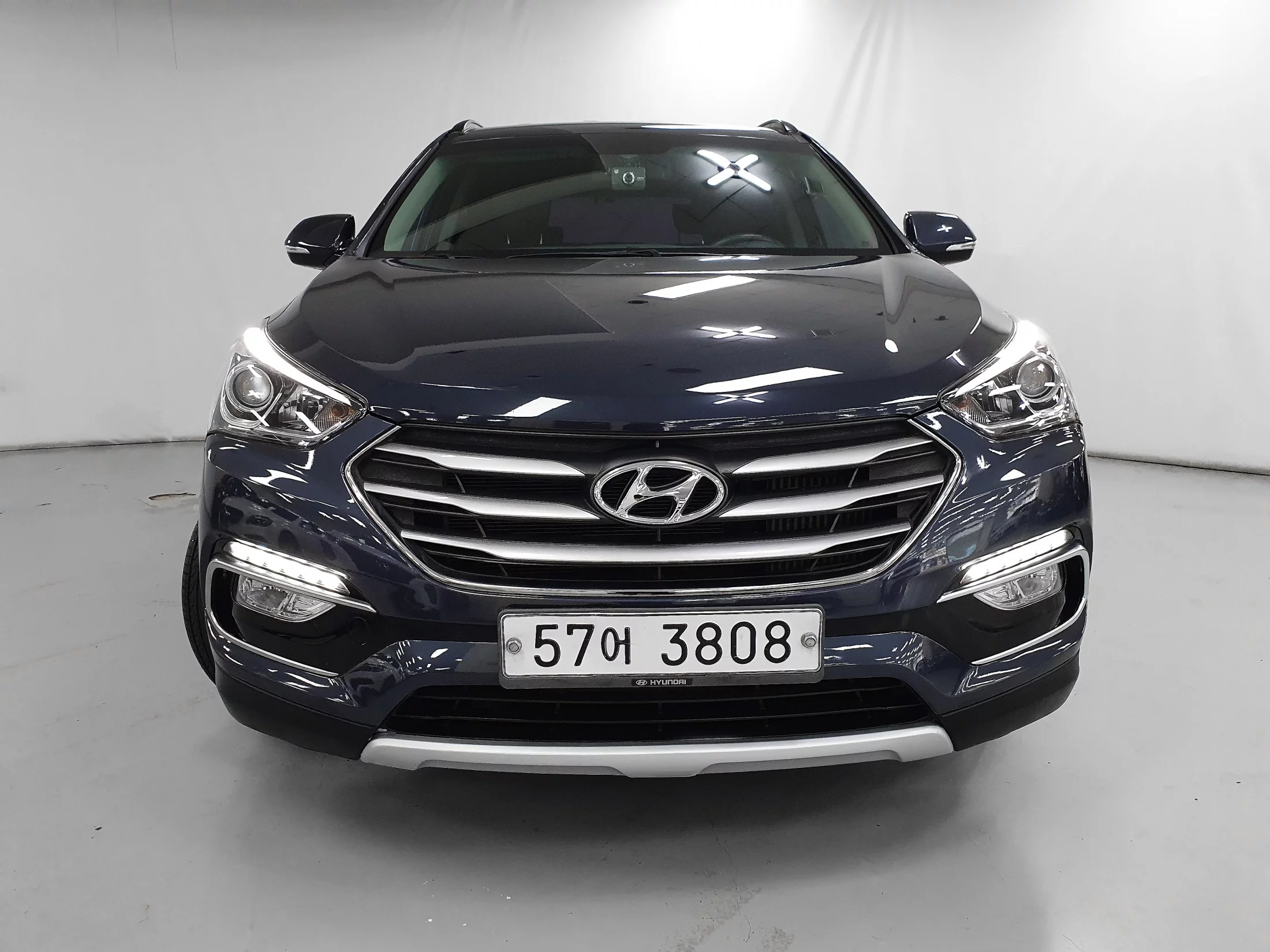 Hyundai Santa Fe 2015 г. лот №37495231 из Кореи, цены с доставкой во  Владивосток.