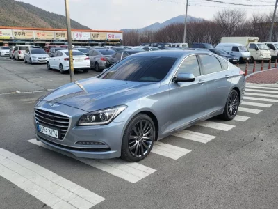 Hyundai Genesis