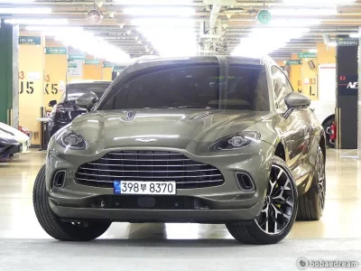 Astonmartin DBX