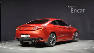 Infiniti Q60