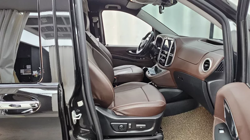 Mercedes-Benz V-Class