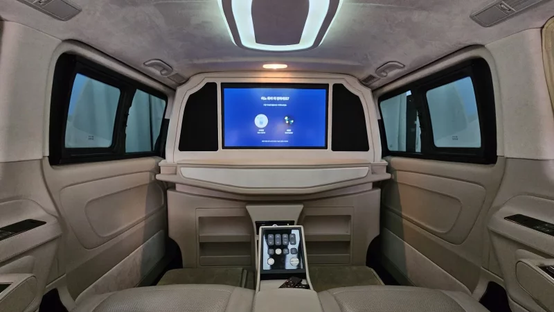 Mercedes-Benz V-Class