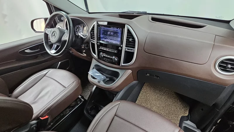 Mercedes-Benz V-Class