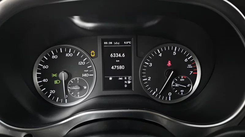 Mercedes-Benz V-Class