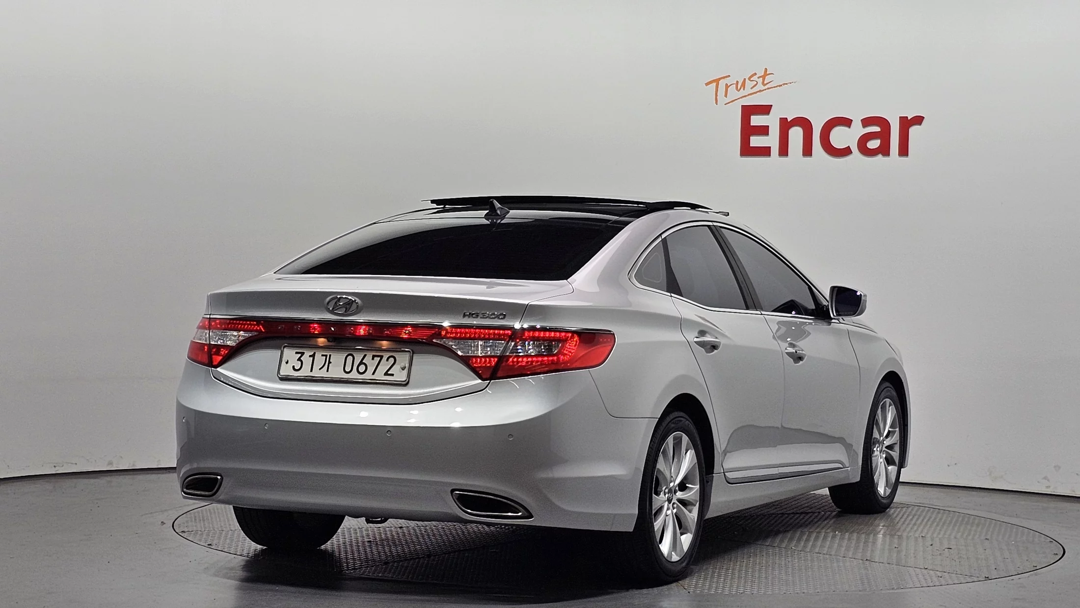 Hyundai Grandeur 2012 г. лот №37509526 из Кореи, цены с доставкой во  Владивосток.