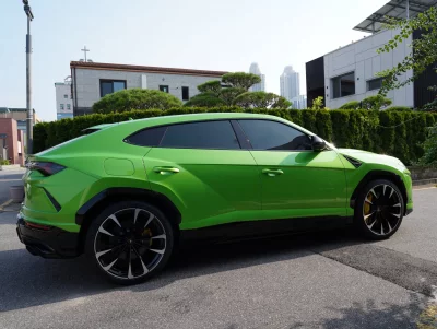 Lamborghini URUS