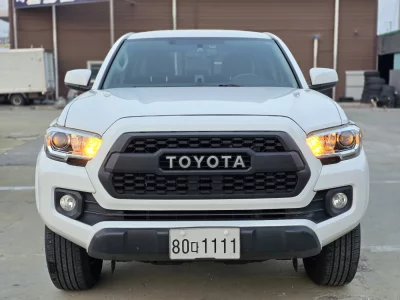 Toyota TACOMA