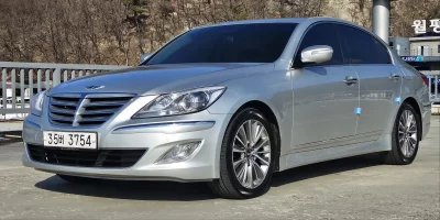 Hyundai Genesis