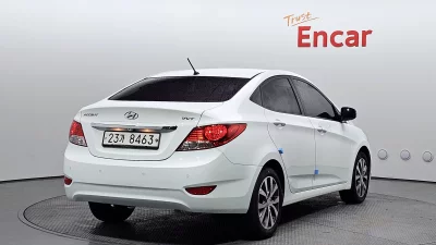 Hyundai Accent