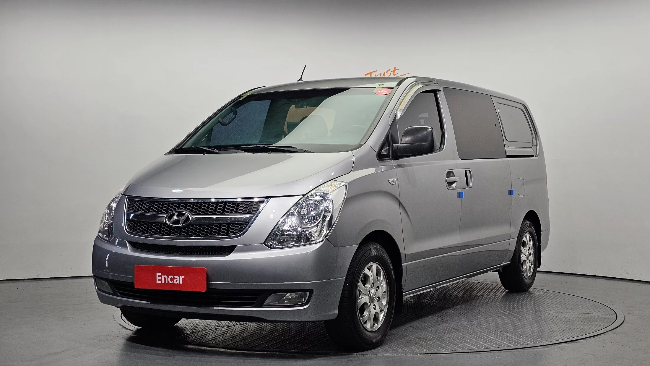 Hyundai Starex на аукционе в Корее, лот 37530690 от 2024-05-31 00:00:00