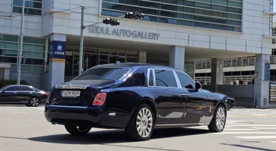 Rolls-Royce PHANTOM