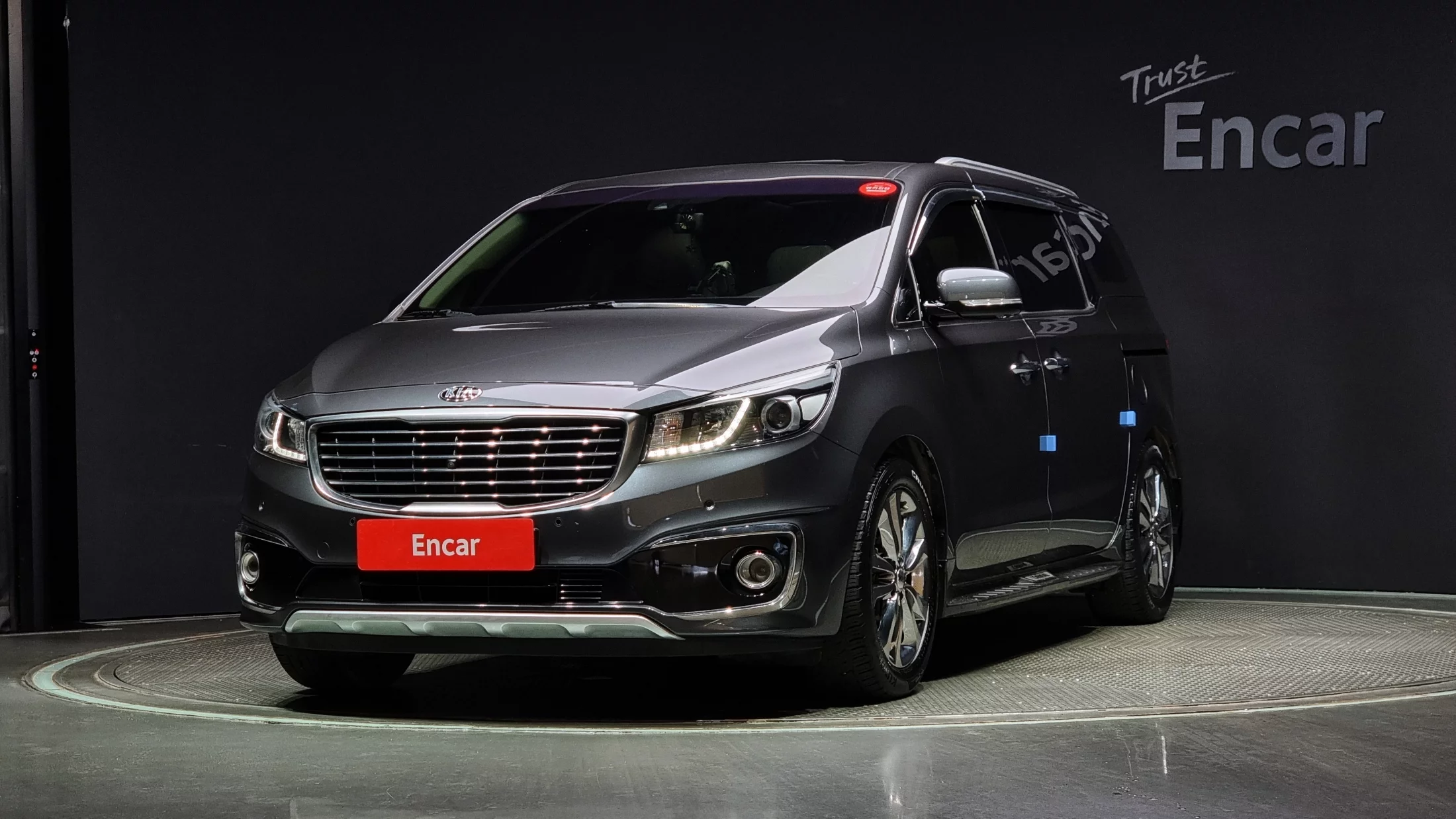 Kia Carnival 2017 г. лот №37531715 из Кореи, цены с доставкой во Владивосток .