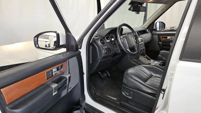 Land Rover DISCOVERY