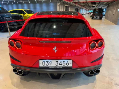 Ferrari GTC4 Lusso