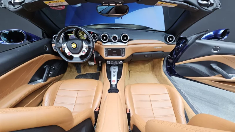 Ferrari CALIFORNIA