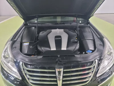 Hyundai Equus