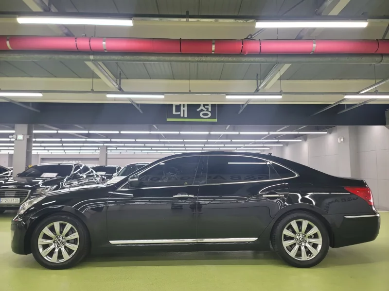Hyundai Equus