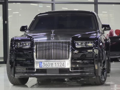 Rolls-Royce PHANTOM