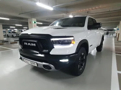 Dodge Ram Pick Up