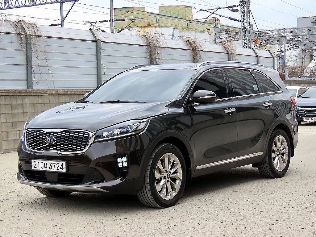 Kia Sorento 2017 г. лот №37085738 из Кореи, цены с доставкой во Владивосток.