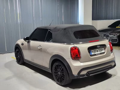 MINI Cooper Convertible