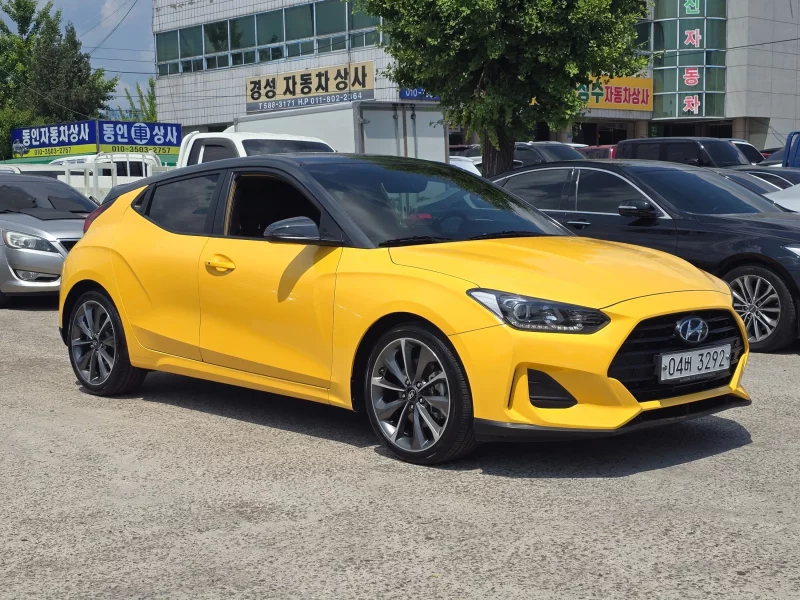 Hyundai Veloster