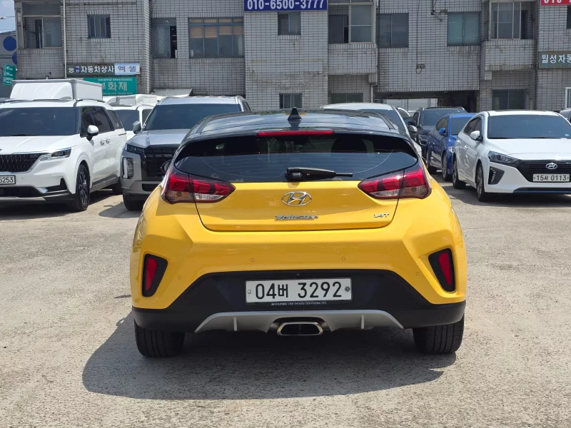 Hyundai Veloster