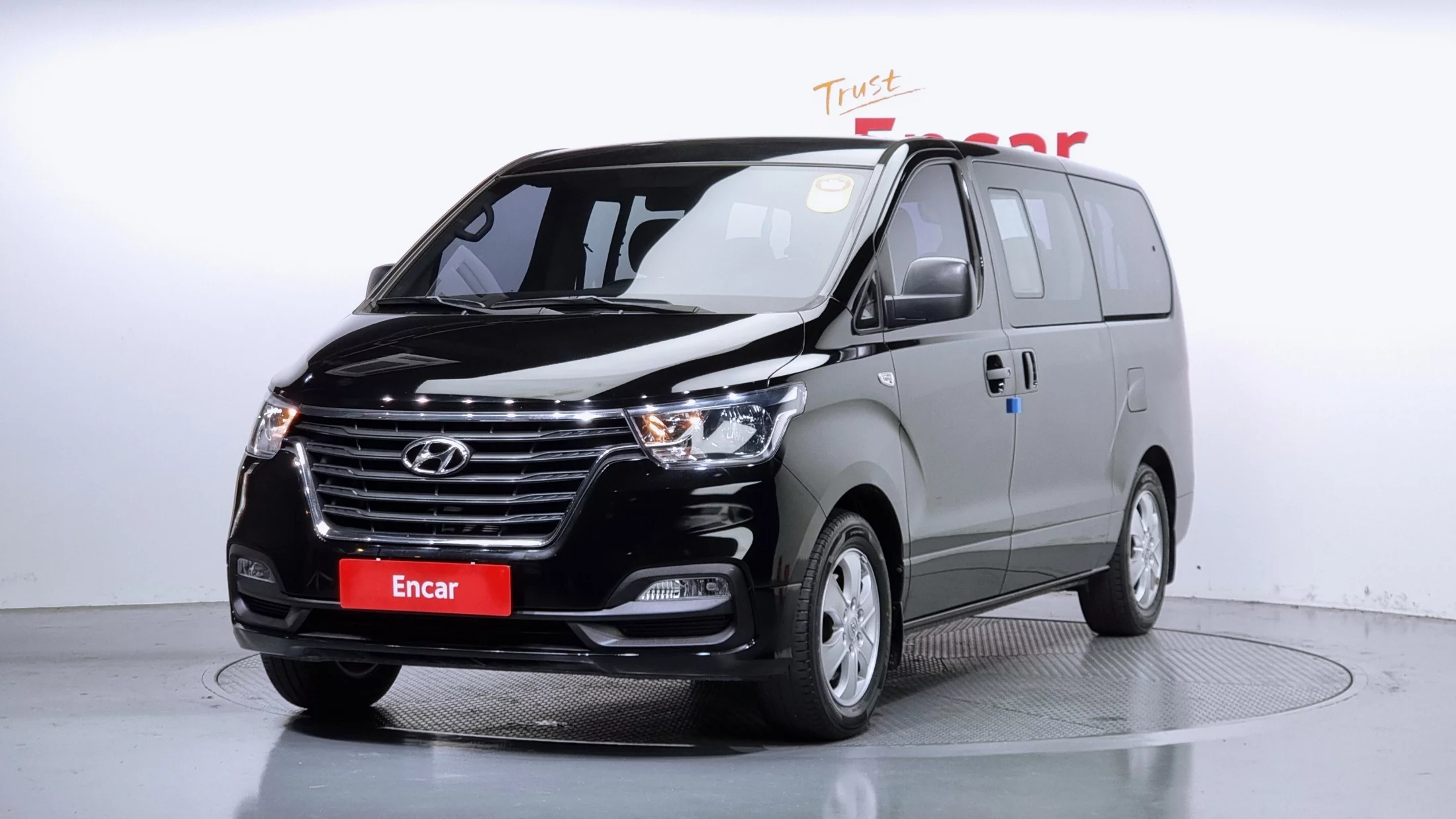 Hyundai Starex на аукционе в Корее, лот 37555845 от 2024-06-05 00:00:00