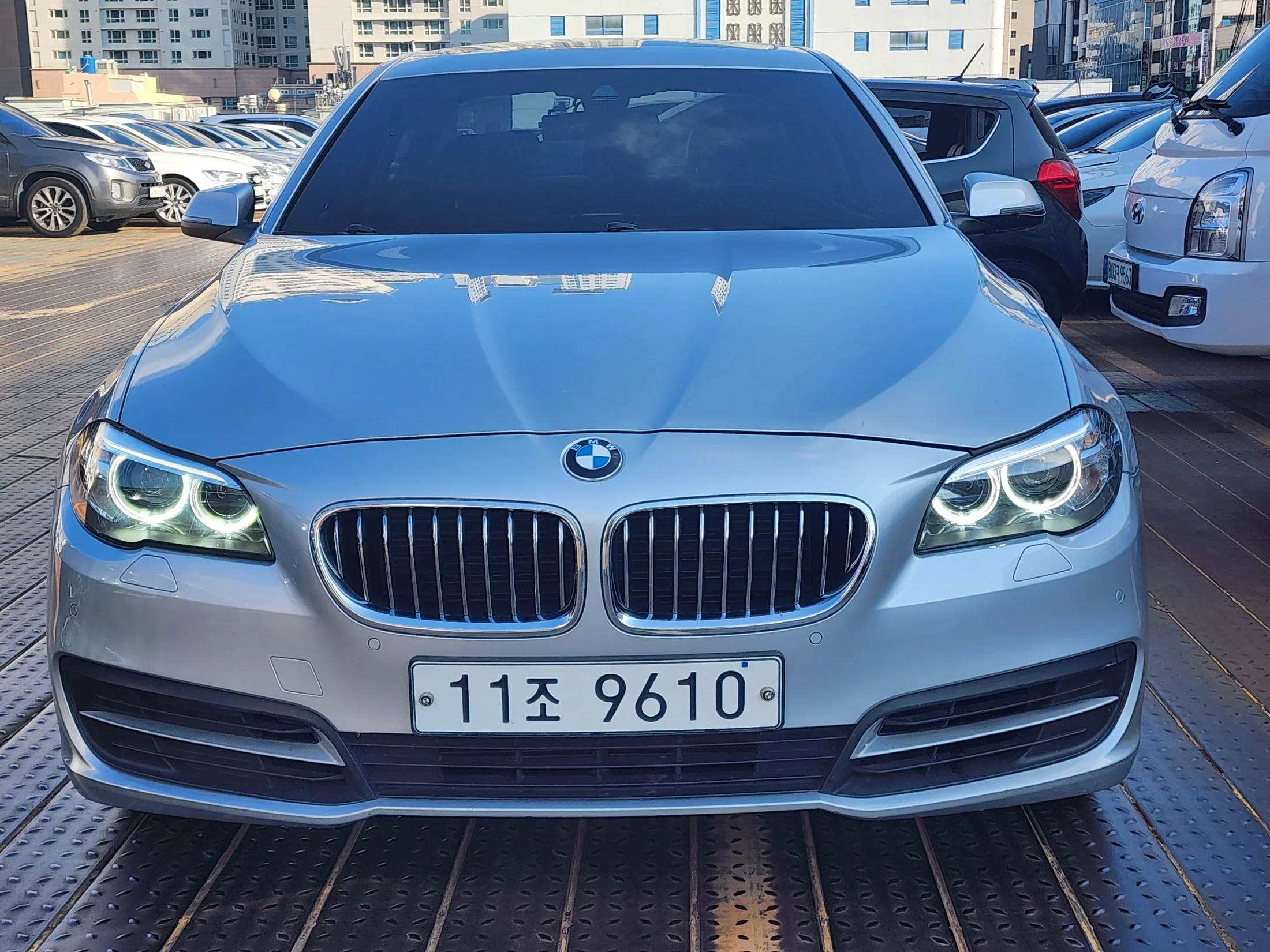 BMW 5-Series на аукционе в Корее, лот 37562408 от 2024-06-05 00:00:00