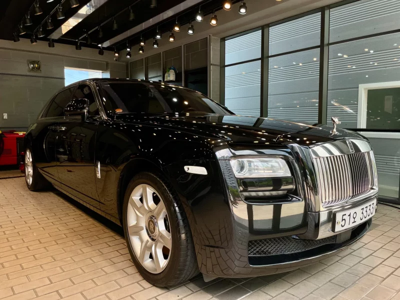 Rolls-Royce GHOST
