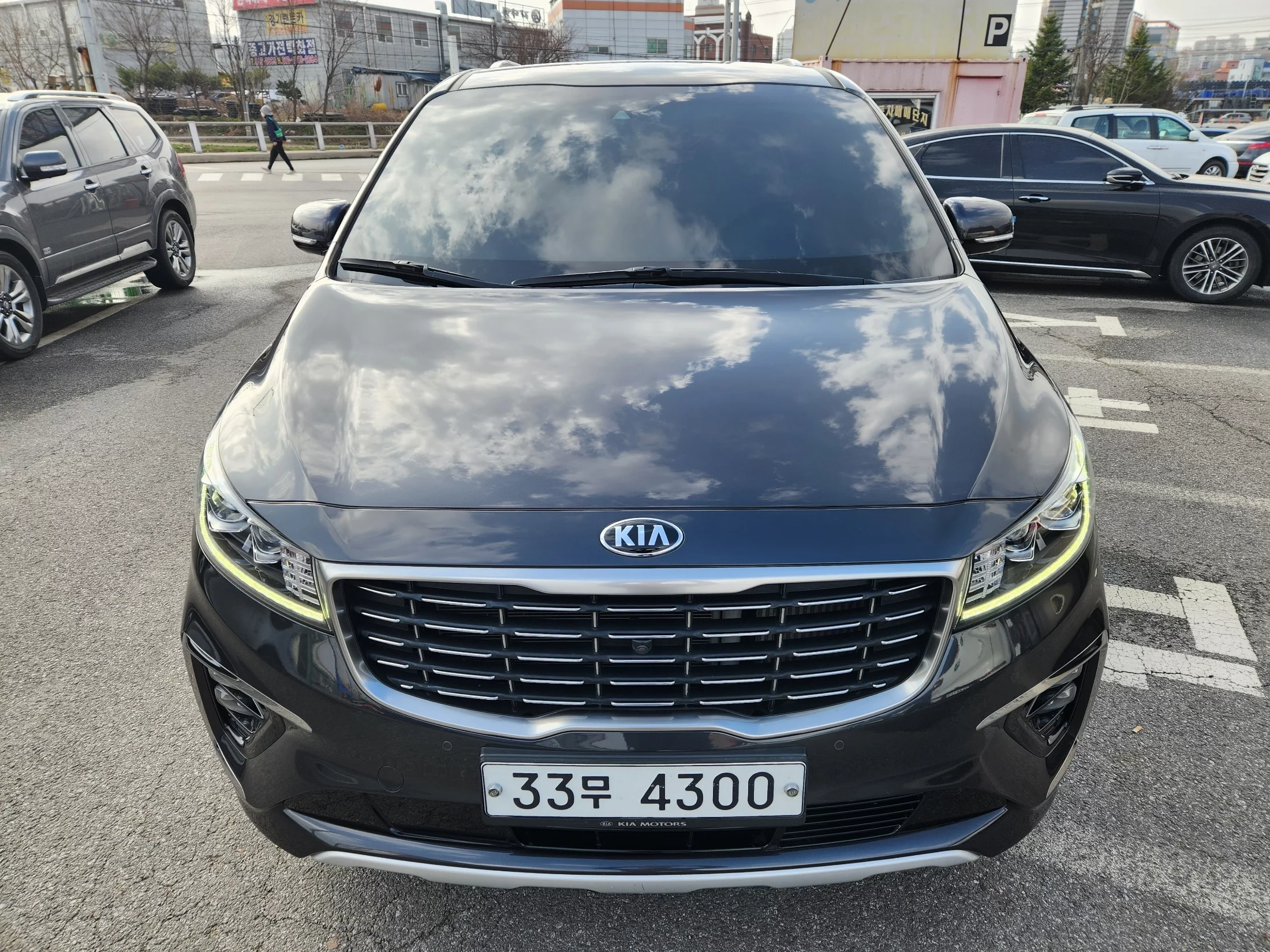 KIA CARNIVAL, лот № 37577987 из Кореи