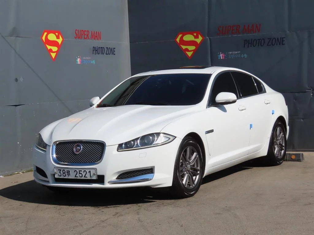 Jaguar XF 2012 г. лот №37578007 из Кореи, цены с доставкой во Владивосток.