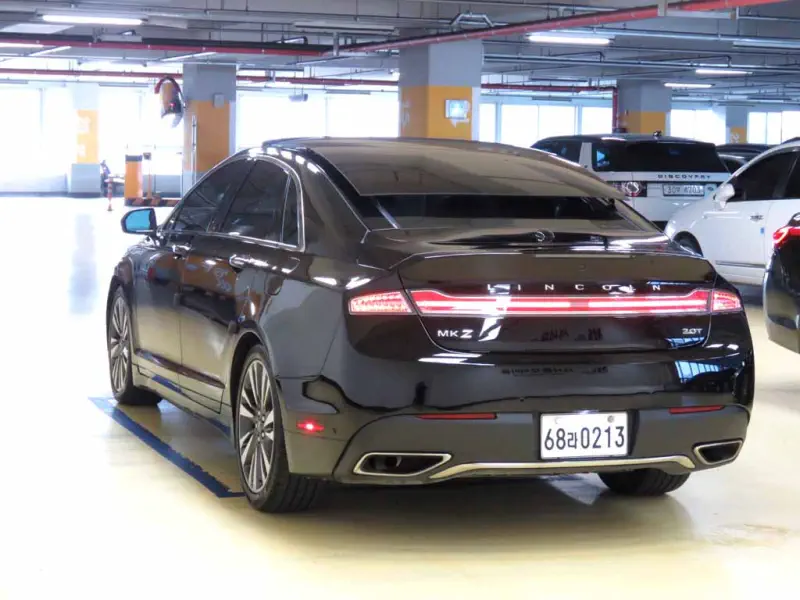 Lincoln Mkz